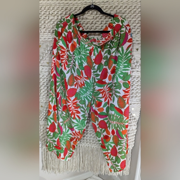 rose and olive Pants - NWT Rose Olive Pants Womens Plus 2X Green Red Wide Leg Crop Resort Vacation Palm